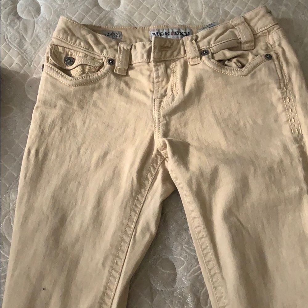 Jeans